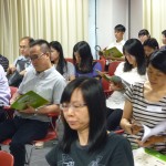 老師專心聆聽講者解說- 如何生活化、形象化地教授古文知識
